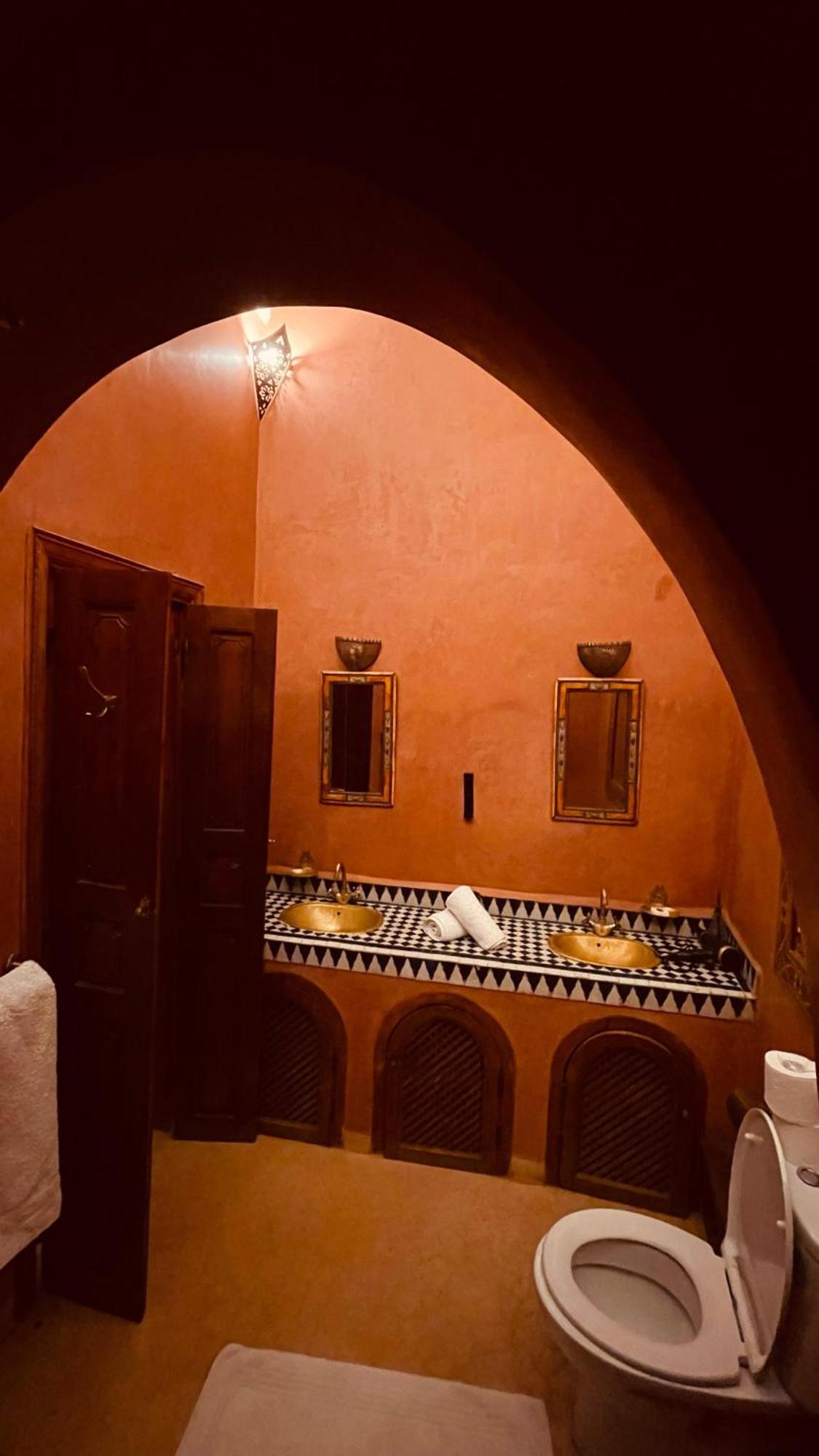 Riad Le Dromadaire Bleu By Weekome Marrakesh Exterior foto